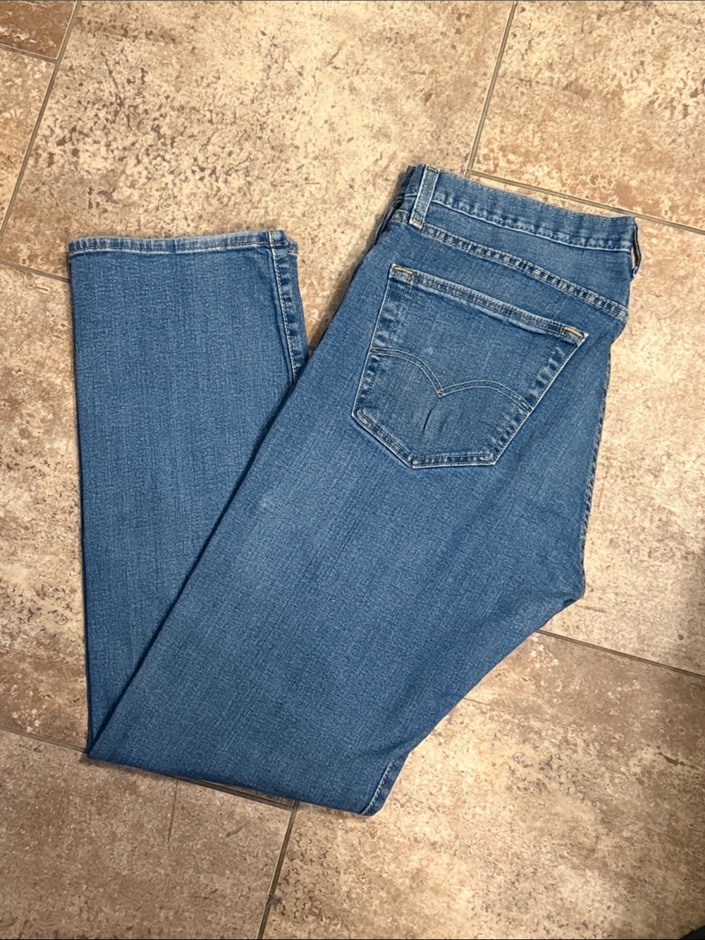 Levi’s 501 Button Fly Classic Straight-Leg Blue Jeans 35x34